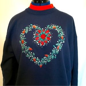 Vintage Cottagecore Roses & Hearts Crew neck Sweatshirt
